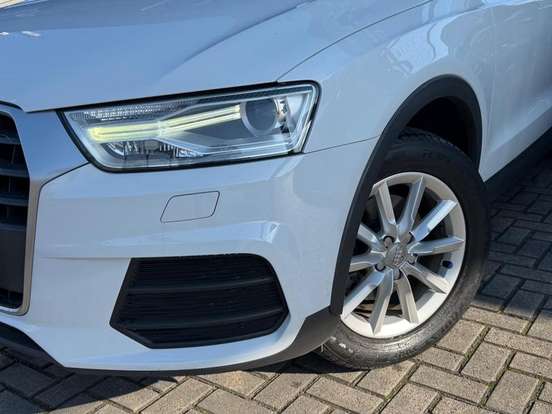 AUDI-Q3-2018