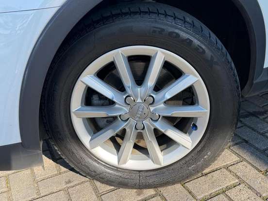 AUDI-Q3-2018
