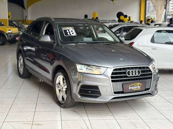 AUDI-Q3-2018