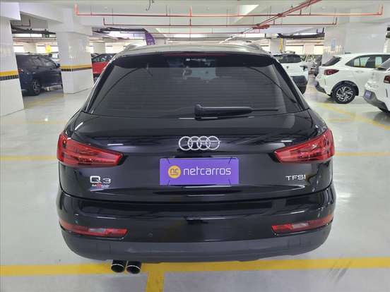 AUDI-Q3-2018