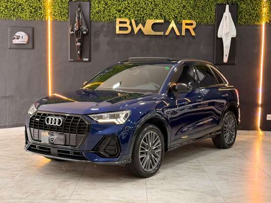 AUDI-Q3-2022