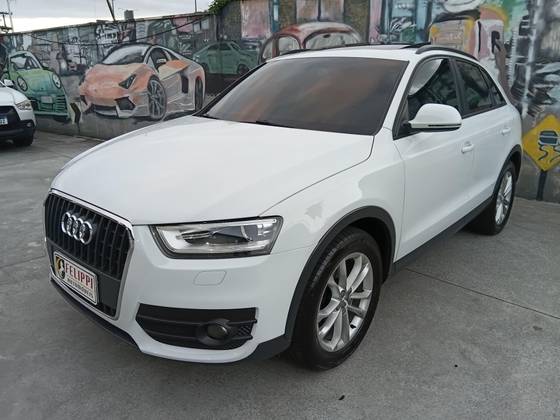AUDI Q3 2.0 TFSI AMBIENTE QUATTRO 4P GASOLINA S TRONIC