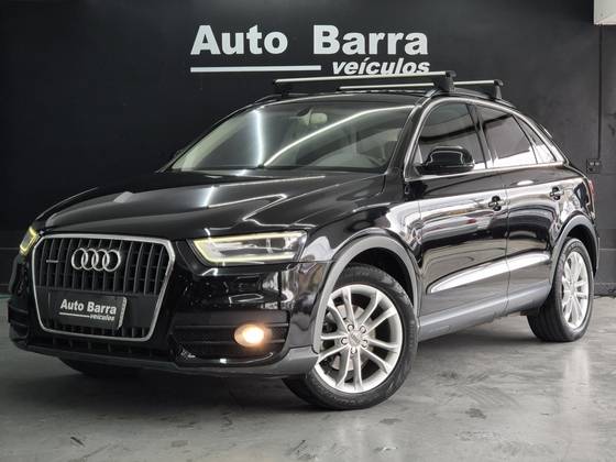 Audi Q3 2.0 Tfsi Ambiente Quattro 4P Gasolina S Tronic