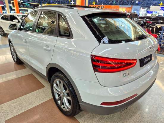 AUDI-Q3-2014