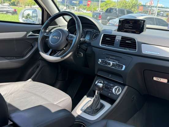 AUDI-Q3-2014