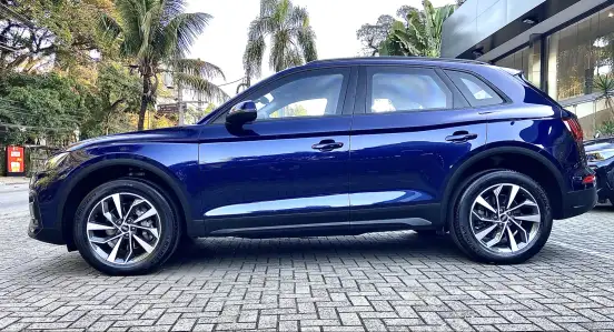 AUDI-Q5-2024