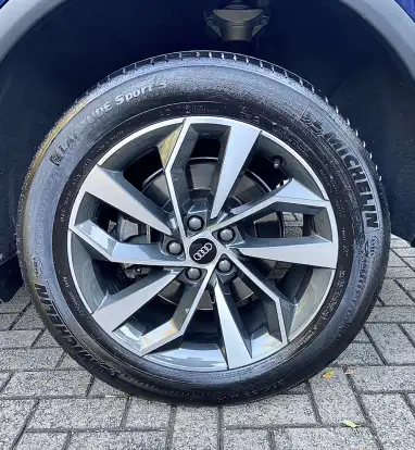 AUDI-Q5-2024