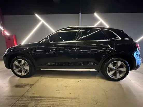 AUDI-Q5-2.0 45 TFSI GASOLINA S-LINE QUATTRO S TRONIC AUDI-Q5-2023