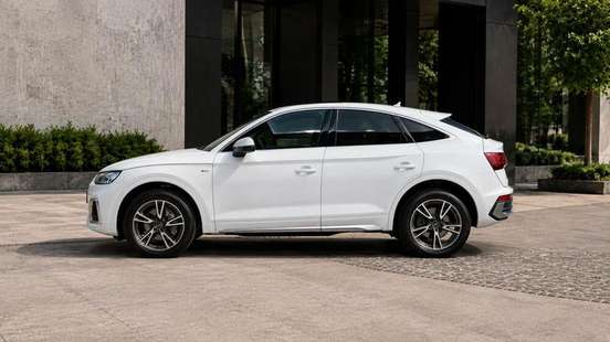 AUDI-Q5-2021