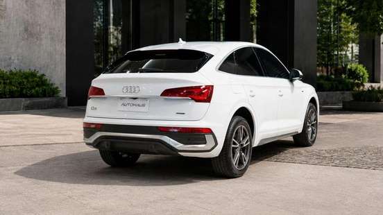 AUDI-Q5-2021