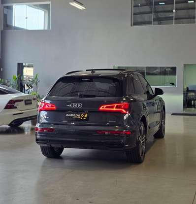 AUDI-Q5-2019