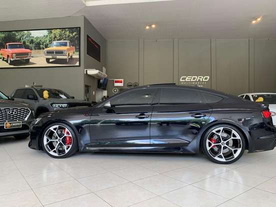 AUDI-RS5-2023