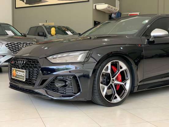 AUDI-RS5-2023