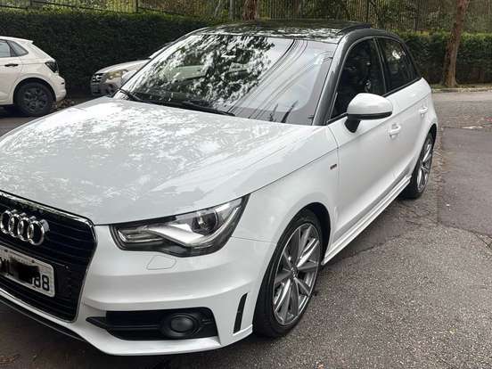 AUDI-A1-1.4 TFSI SPORTBACK AMBITION 16V 185CV GASOLINA 4P AUTOMÁTICO AUDI-A1-2014