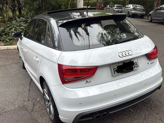 AUDI-A1-1.4 TFSI SPORTBACK AMBITION 16V 185CV GASOLINA 4P AUTOMÁTICO AUDI-A1-2014