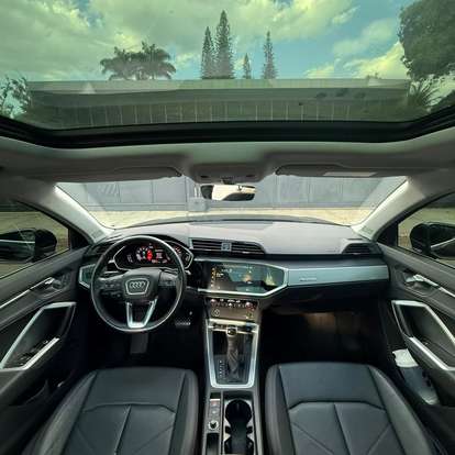 AUDI-Q3-2021