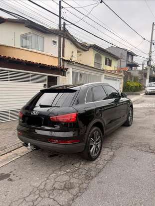 AUDI-Q3-2017