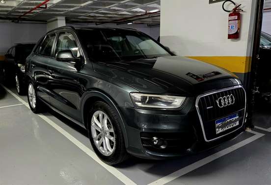 AUDI-Q3-2012