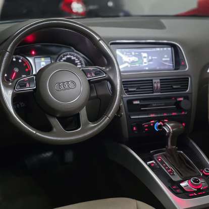 AUDI-Q5-2015