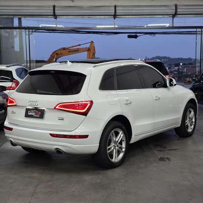 AUDI-Q5-2015