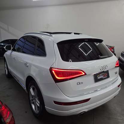 AUDI-Q5-2015