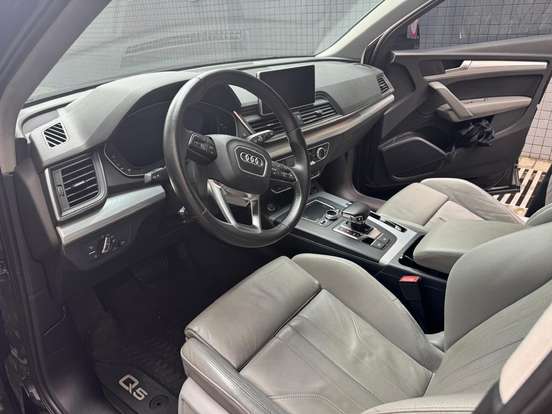 AUDI-Q5-2018