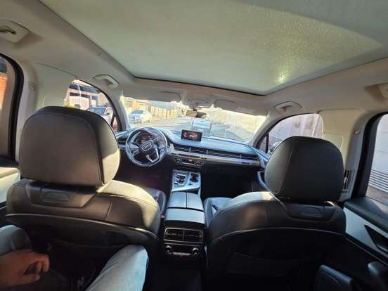 AUDI-Q7-2016