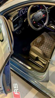 AUDI-RS3-2025