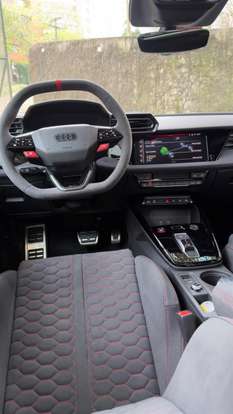 AUDI-RS3-2.5 TFSI GASOLINA SEDAN TRACK QUATTRO S-TRONIC AUDI-RS3-2025
