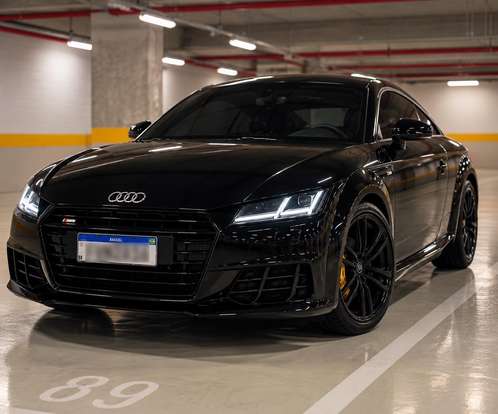 AUDI-TT-2015