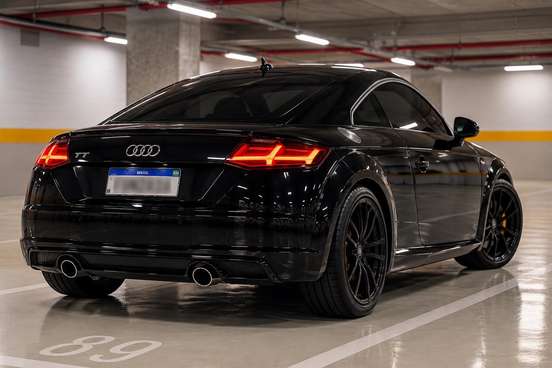 AUDI-TT-2015