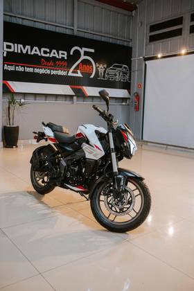 BAJAJ DOMINAR NS160 