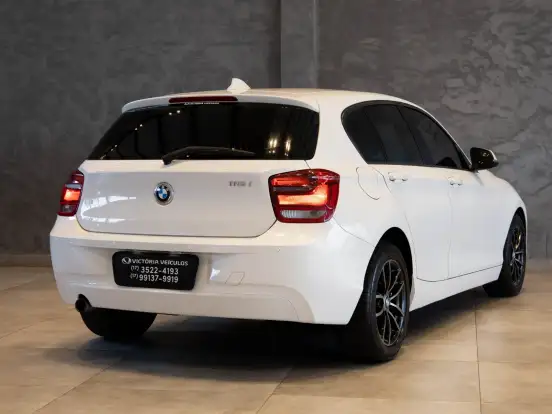 BMW-116i-1.6 16V TURBO GASOLINA 4P AUTOMÁTICO BMW-116i-2013