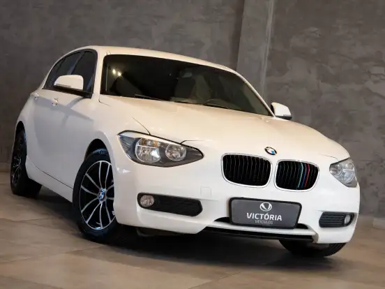 BMW-116i-1.6 16V TURBO GASOLINA 4P AUTOMÁTICO BMW-116i-2013