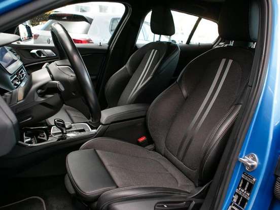 BMW-118i-1.5 12V GASOLINA SPORT GP STEPTRONIC BMW-118i-2019