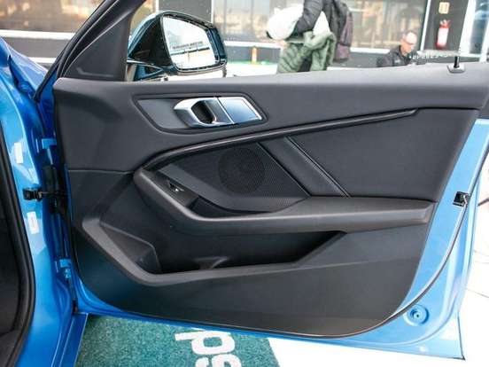 BMW-118i-1.5 12V GASOLINA SPORT GP STEPTRONIC BMW-118i-2019