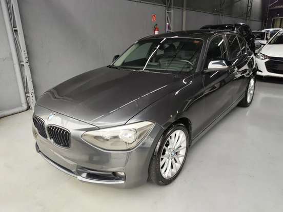 BMW-118i-1.6 URBAN LINE 16V TURBO GASOLINA 4P AUTOMÁTICO BMW-118i-2012