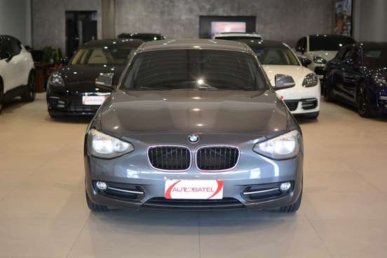 BMW-120i-2015