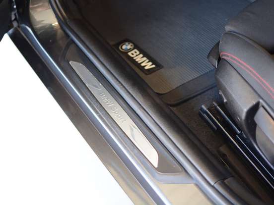 BMW-120i-2.0 16V SPORT ACTIVEFLEX 4P AUTOMÁTICO BMW-120i-2015