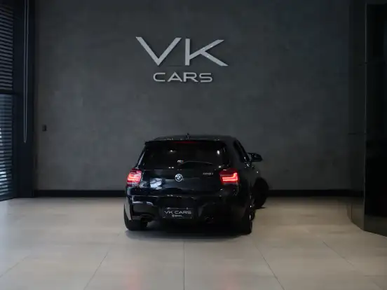 BMW-125i-2.0 M SPORT 16V GASOLINA 4P AUTOMÁTICO BMW-125i-2013