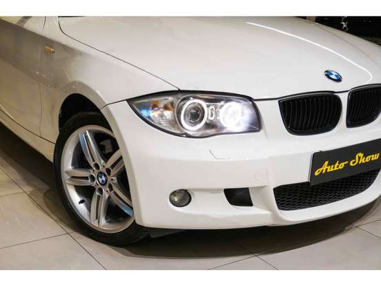 BMW-130i-2010
