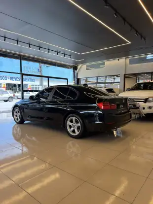 BMW-320i-2014