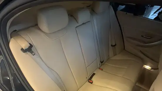 BMW-320i-2014