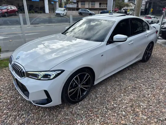 BMW-320i-2.0 16V TURBO FLEX M SPORT AUTOMÁTICO BMW-320i-2023