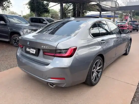 BMW-320i-2024