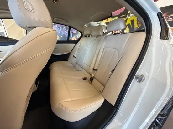 BMW-320i-2.0 16V TURBO GASOLINA SPORT AUTOMÁTICO BMW-320i-2019