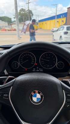 BMW-320i-2015