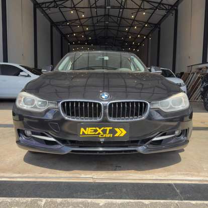 BMW-320i-2015