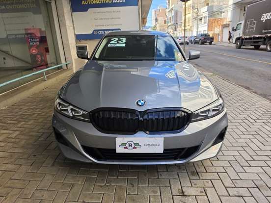 BMW-320i-2023