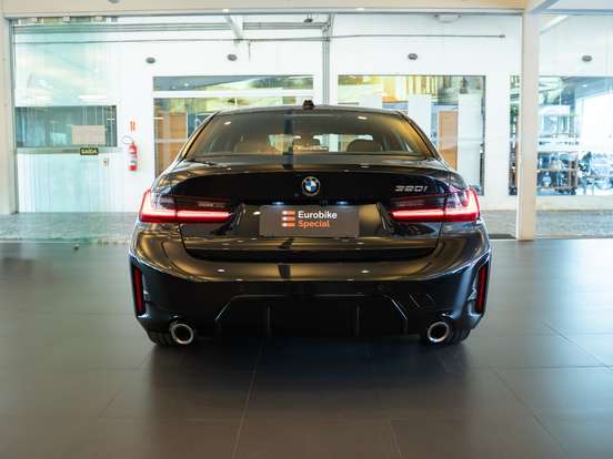 BMW-320i-2.0 16V TURBO FLEX M SPORT AUTOMÁTICO BMW-320i-2026